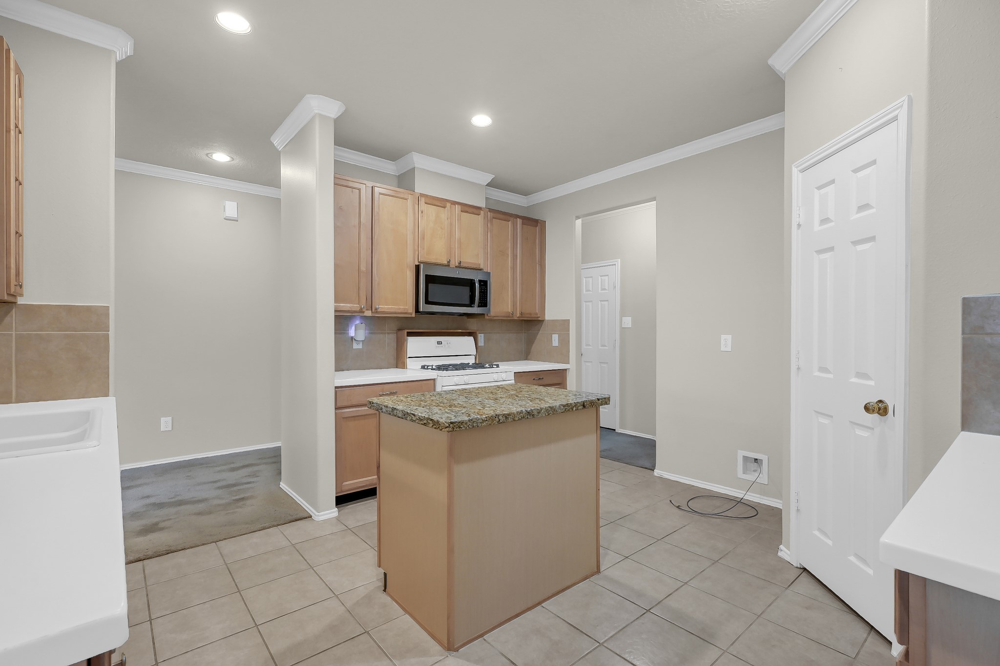 951 Crannog Way Conroe, TX 77301 - Photo 14 of 43