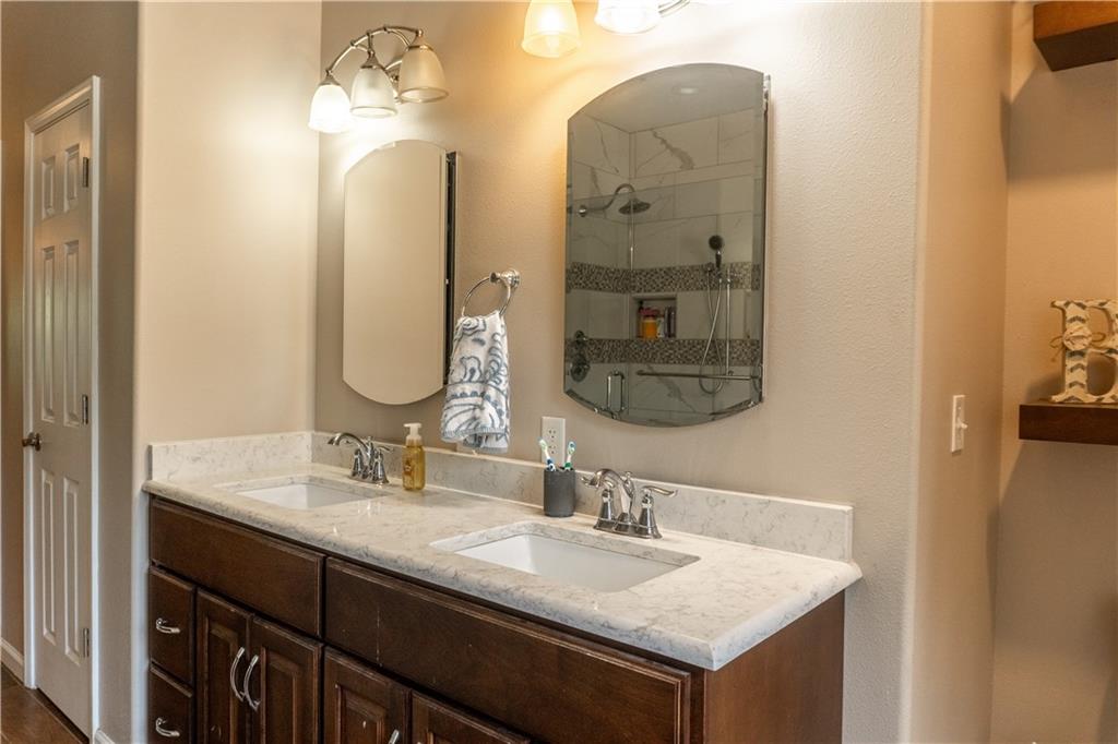 118 Hickory Ridge Waynesville, MO 65583 - Photo 9 of 23