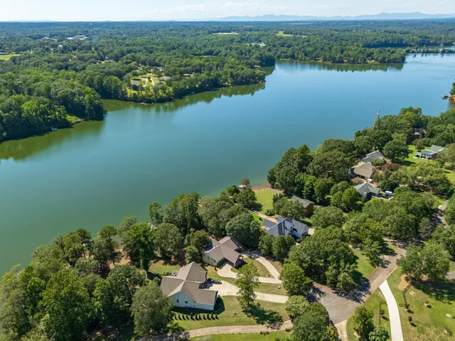 $499,000 | 230 South Pointe, Cowpens, SC 29330