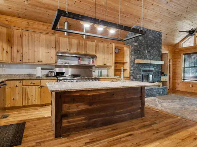 $499,000 | 230 South Pointe, Cowpens, SC 29330