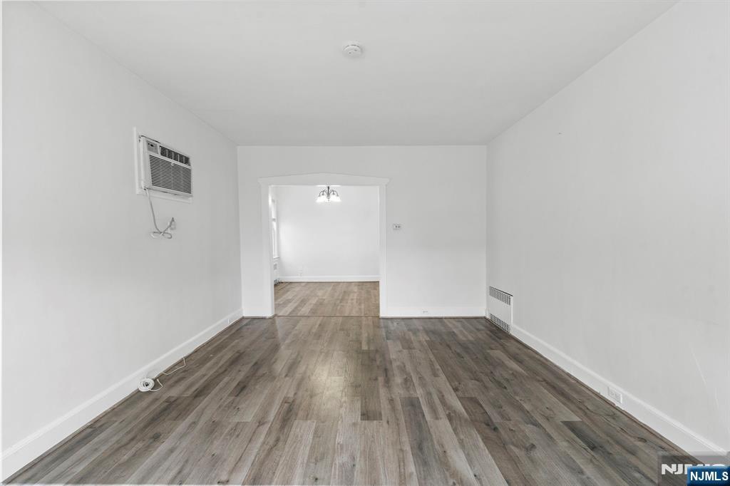 105 Van Riper Avenue, Unit 1 Clifton, NJ 07011 - Photo 2 of 16