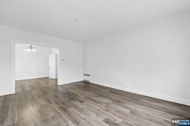 $2,450 | 105 Van Riper Avenue, Unit 1, Clifton, NJ 07011