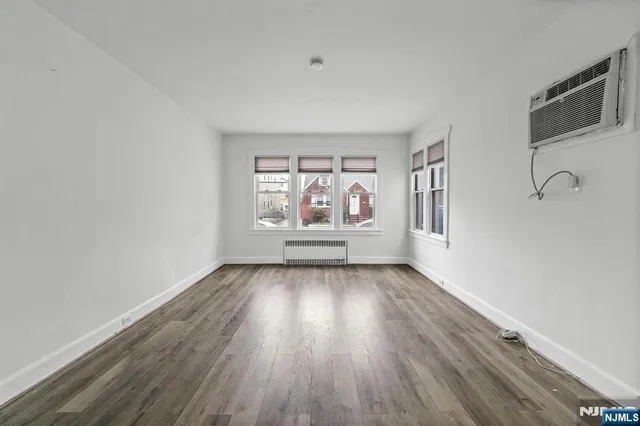 $2,450 | 105 Van Riper Avenue, Unit 1, Clifton, NJ 07011