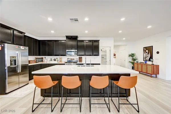 $769,000 | 9684 Thistle Creek Avenue, Las Vegas, NV 89178