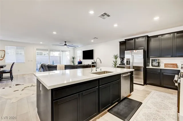 $768,999 | 9684 Thistle Creek Avenue, Las Vegas, NV 89178