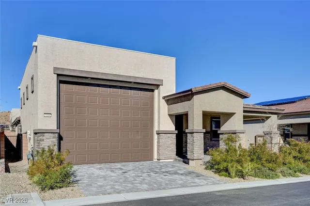 $768,999 | 9684 Thistle Creek Avenue, Las Vegas, NV 89178