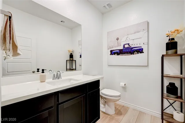 $768,999 | 9684 Thistle Creek Avenue, Las Vegas, NV 89178