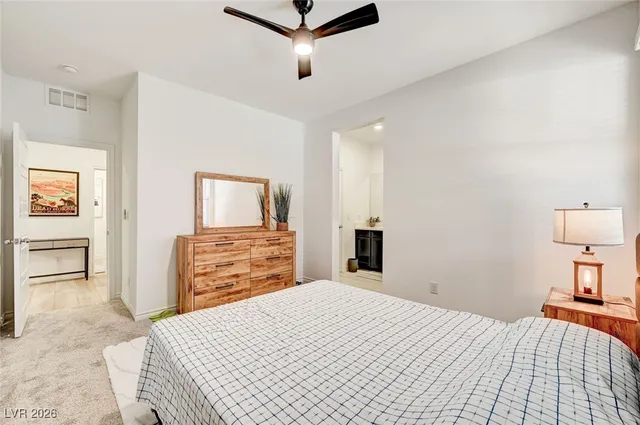 $768,999 | 9684 Thistle Creek Avenue, Las Vegas, NV 89178