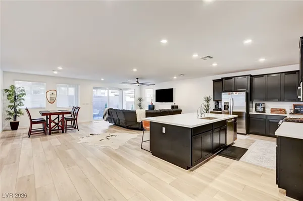 $769,000 | 9684 Thistle Creek Avenue, Las Vegas, NV 89178