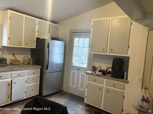 $244,000 | 17 Hardenburgh Lane, Rosendale, NY 12472