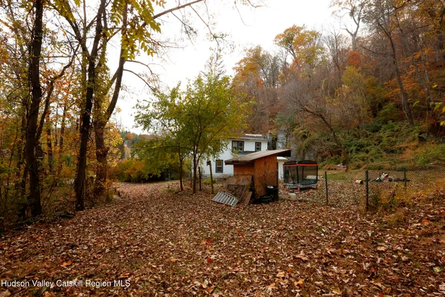 $244,000 | 17 Hardenburgh Lane, Rosendale, NY 12472