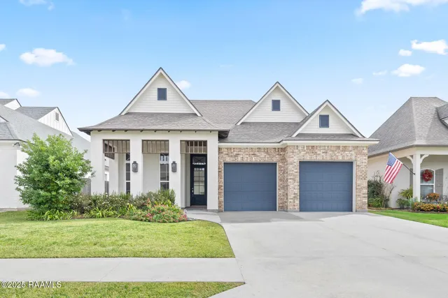 $469,000 | 407 Channel Drive, Broussard, LA 70518