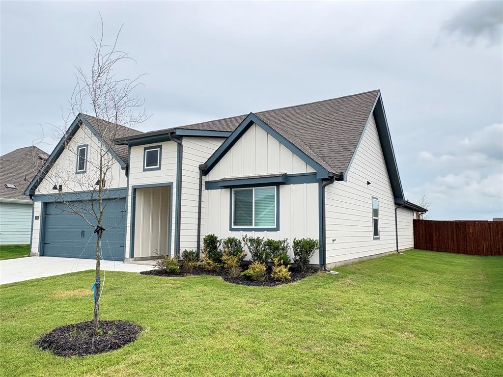 811 Orchid Way Pilot Point, TX 76258 - Photo 2 of 25