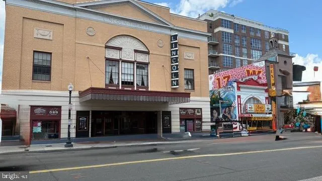 $699,000 | 2020 12th Street Northwest, Unit 109, Washington, DC 20009