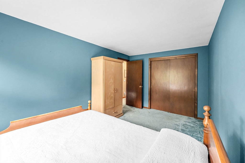 231 Edgewood Road West Springfield, MA 01089 - Photo 31 of 40