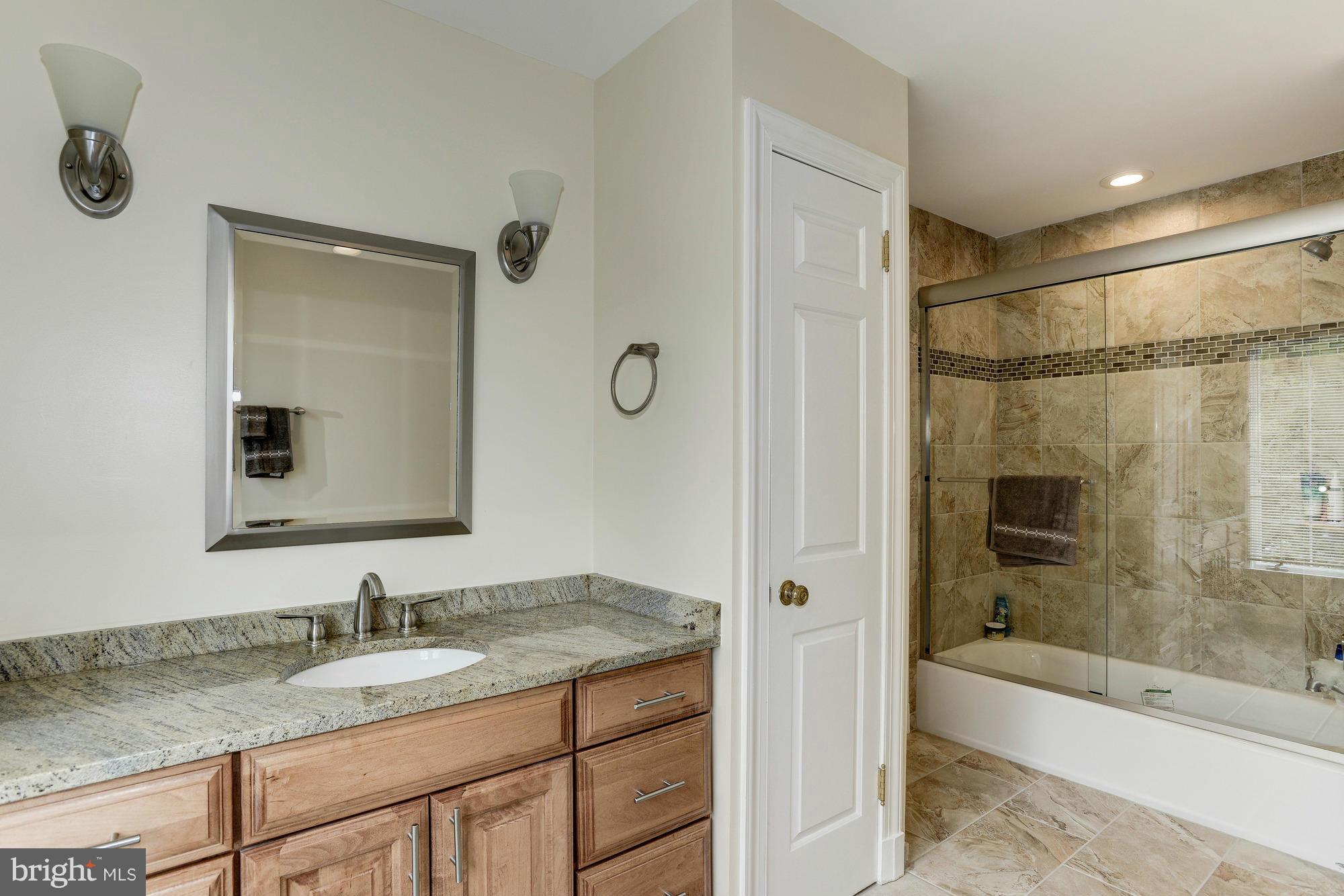 6513 Kenhill Road Bethesda, MD 20817 - Photo 22 of 27 Bath