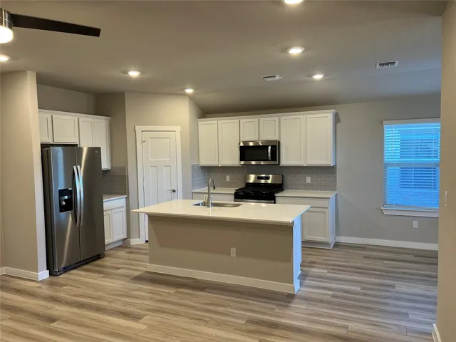 $1,900 | 404 Coda Crossing, Georgetown, TX 78633