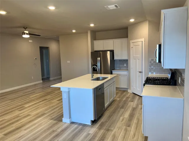 $1,900 | 404 Coda Crossing, Georgetown, TX 78633