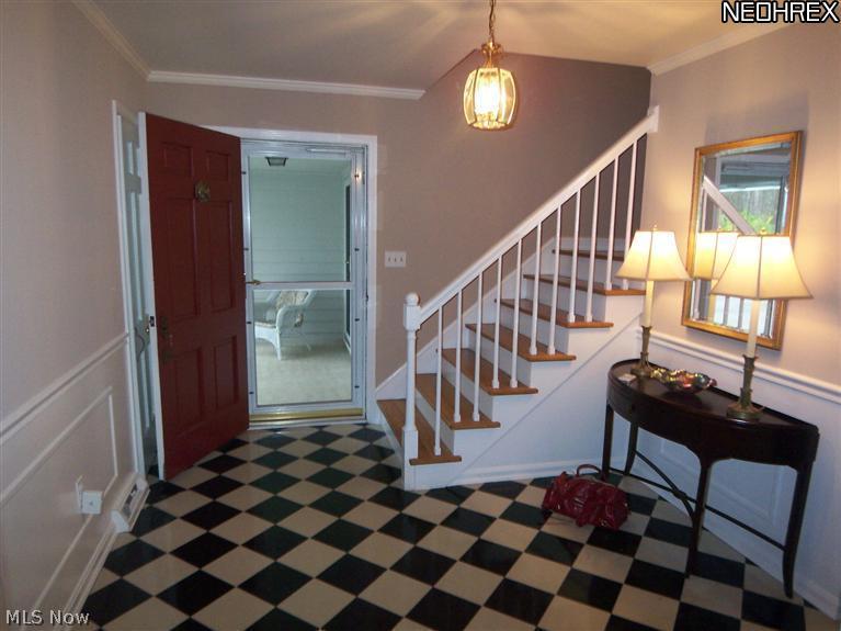 4142 Giles Road Chagrin Falls, OH 44022 - Photo 4 of 22