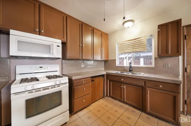 $345,000 | Undisclosed Address, Bakersfield, CA 93306