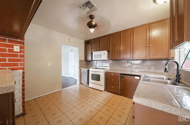 $345,000 | Undisclosed Address, Bakersfield, CA 93306