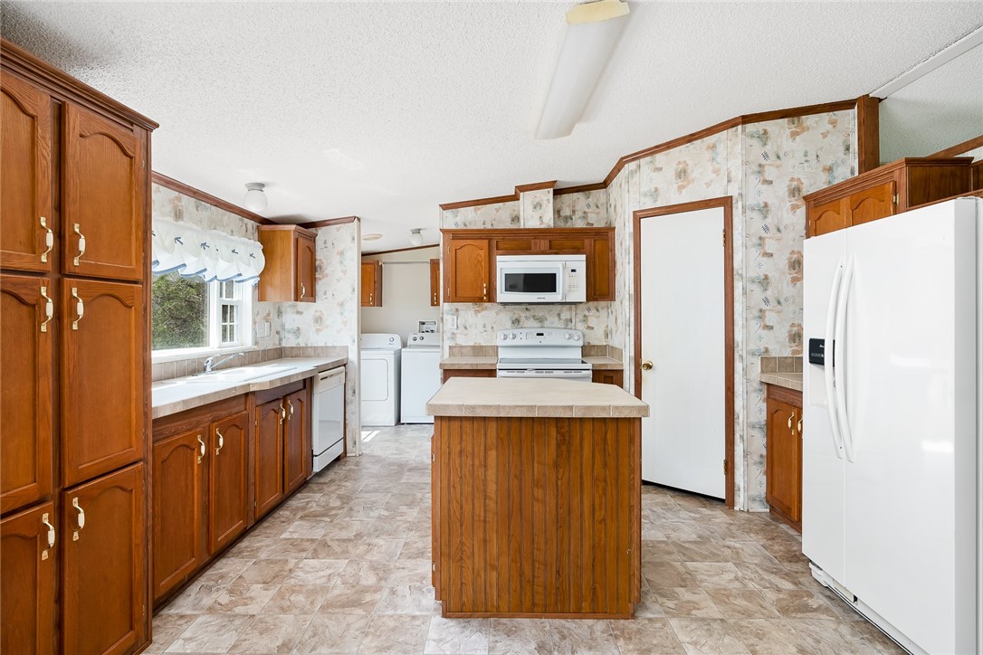 1134 Wilton E Hall Road Starr, SC 29684 - Photo 9 of 33