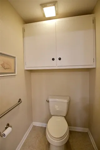a bathroom with a toilet