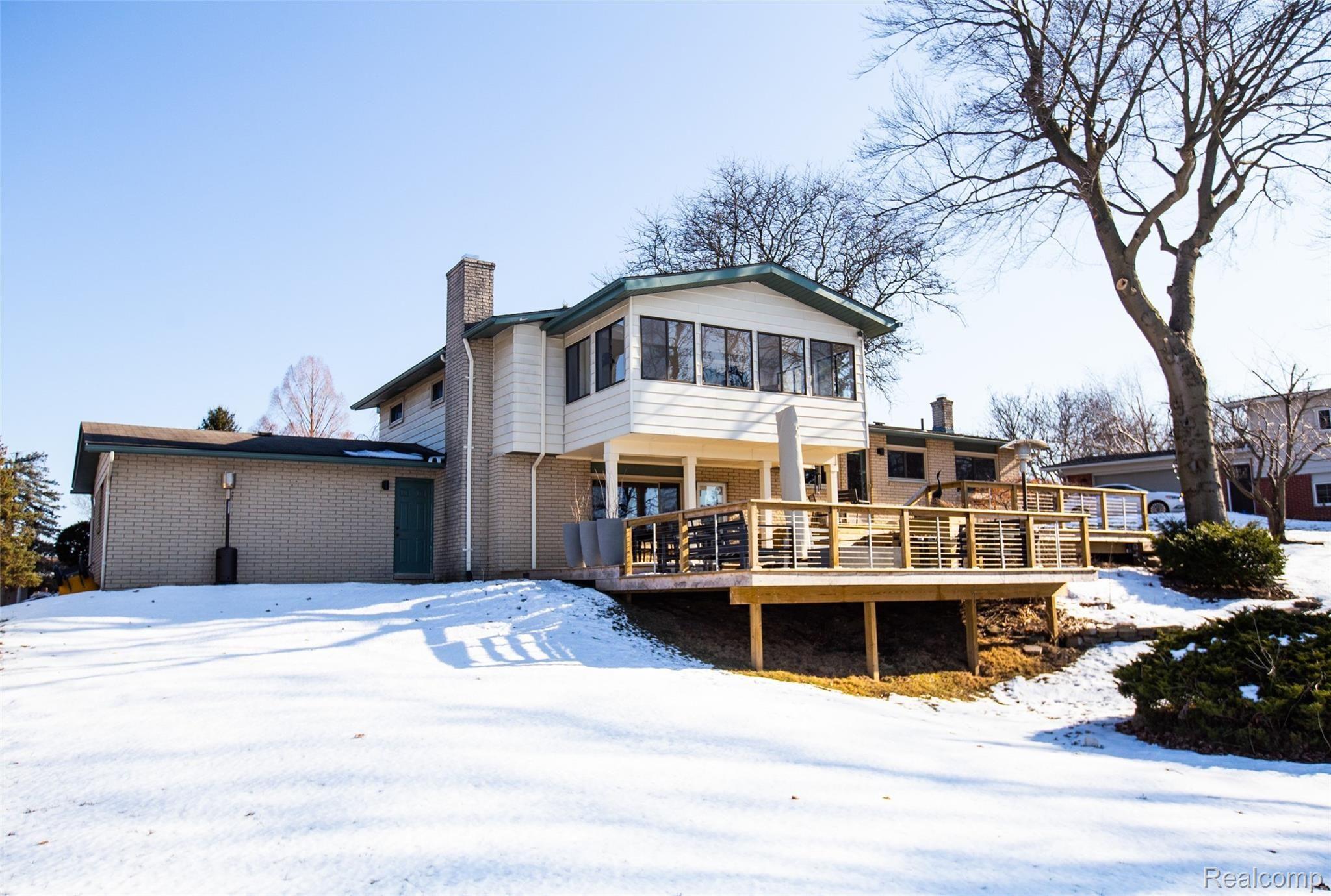 36219 Smithfield Road Farmington, MI 48335 - Photo 19 of 34 32.jpg