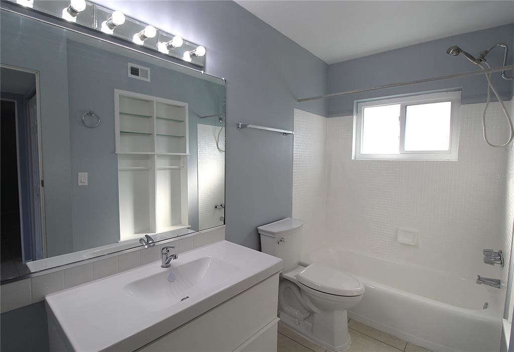 2304 Ringling Boulevard, Unit 208 Sarasota, FL 34237 - Photo 11 of 13