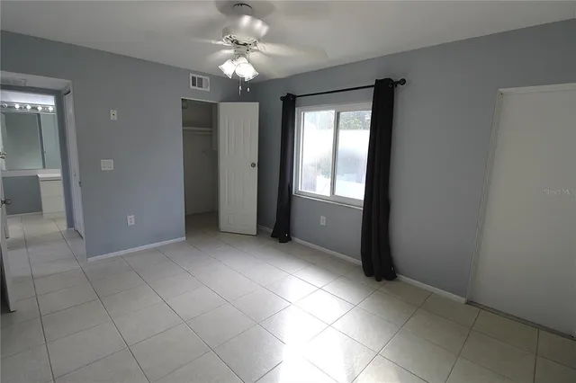 $1,500 | 2304 Ringling Boulevard, Unit 208, Sarasota, FL 34237