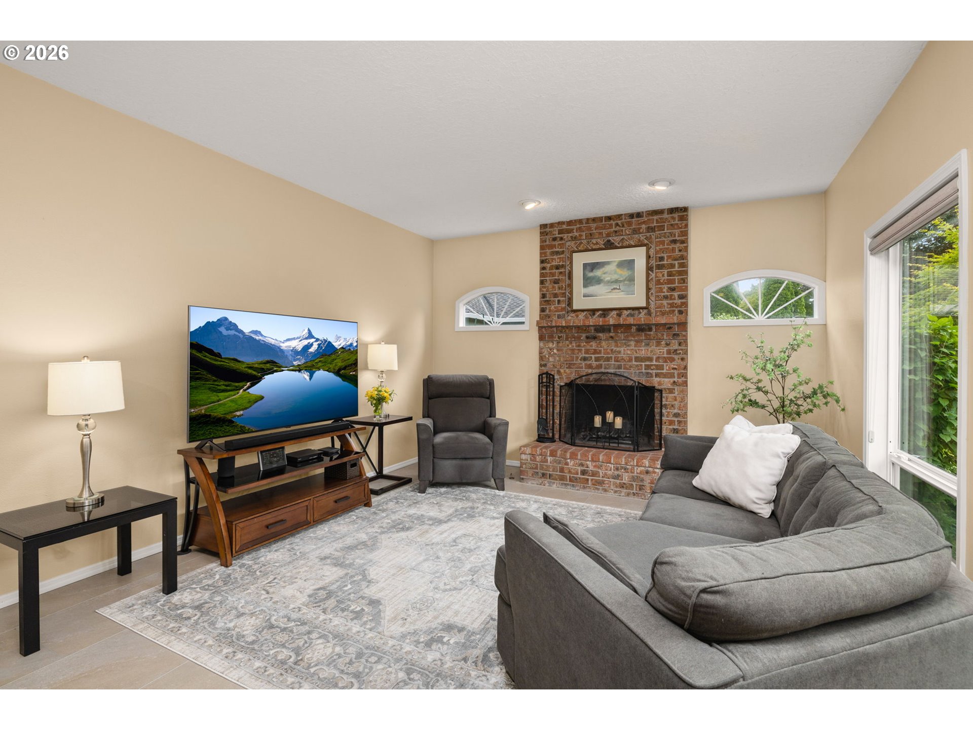 5324 Southwest Wichita Street Tualatin, OR 97062 - Photo 20 of 47 Family Room