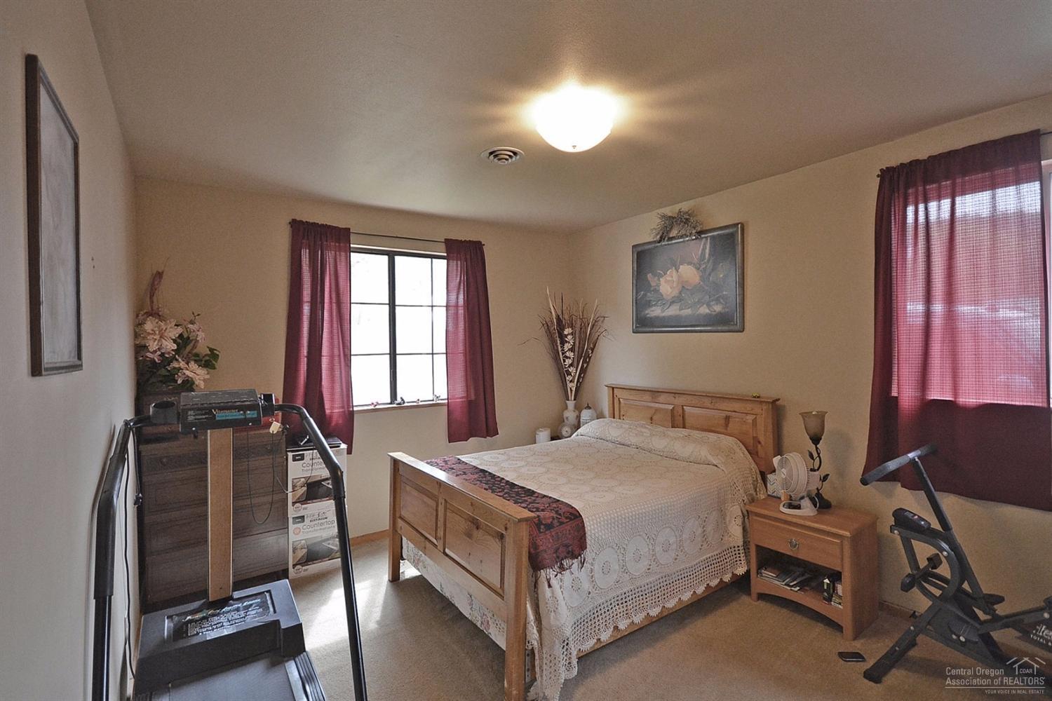 969 Southwest Crestview Road Prineville, OR 97754 - Photo 14 of 25 Additional Photo
