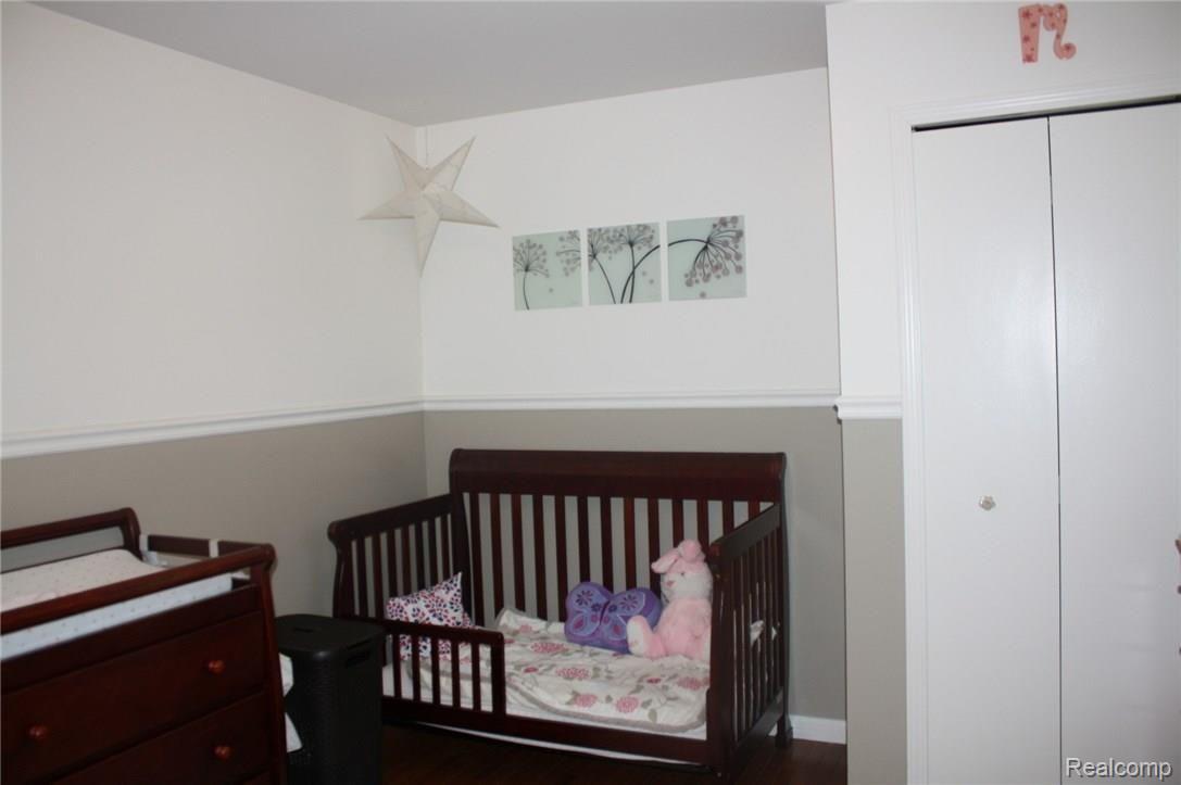 95 Olde Franklin Road Howell, MI 48855 - Photo 16 of 28 Bed 2.JPG