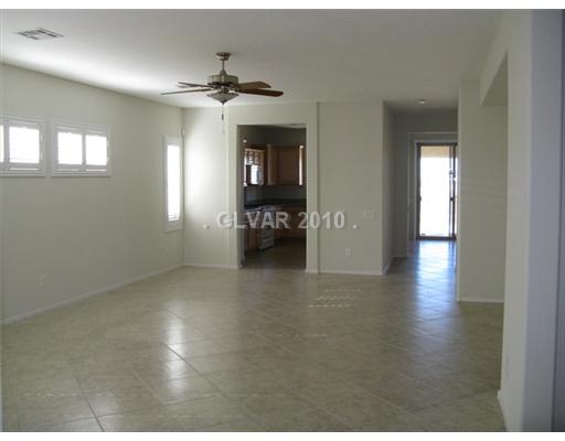 2700 Rue Montpellier Avenue Henderson, NV 89044 - Photo 6 of 9 Living Room.