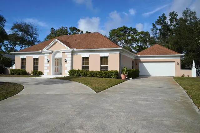 $399,900 | 16 Golf View Drive, Englewood, FL 34223