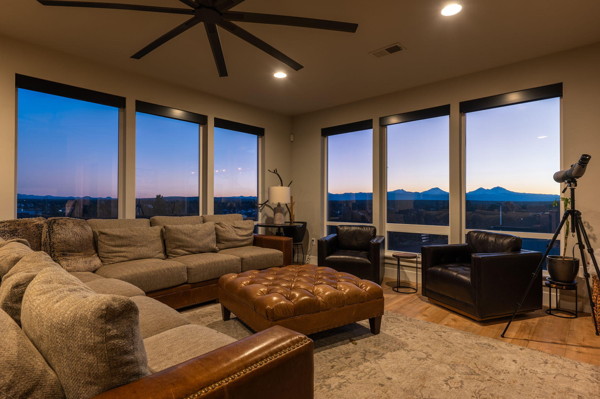 3781 Southwest 43rd Street Redmond, OR 97756 - Photo 7 of 58 3781-SW-43rd-St-Redmond-OR-97756-115