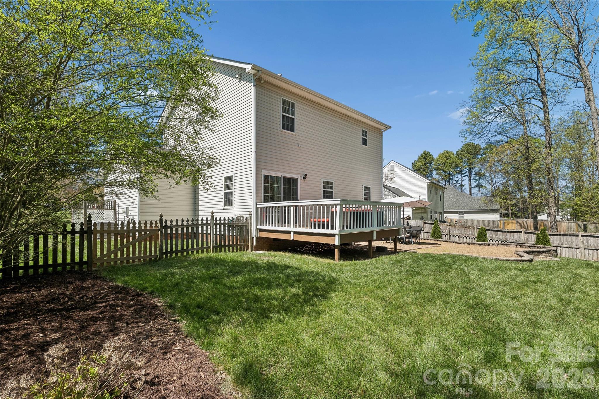 12640 Cardinal Point Road Charlotte, NC 28269 - Photo 33 of 46