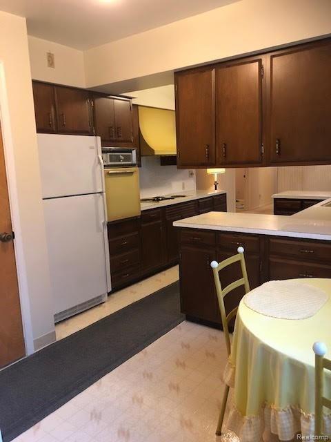 6230 Calkins Road Flint, MI 48532 - Photo 8 of 24 Calkins kitchen #3.jpg