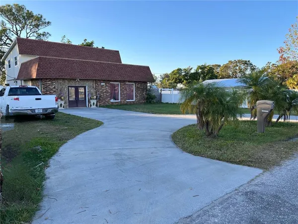 $400,000 | 5630 3rd Street West, Bradenton, FL 34207