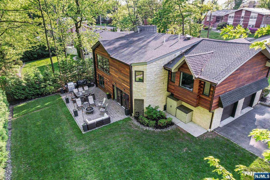 655 Floyd Street Englewood Cliffs, NJ 07632 - Photo 40 of 49