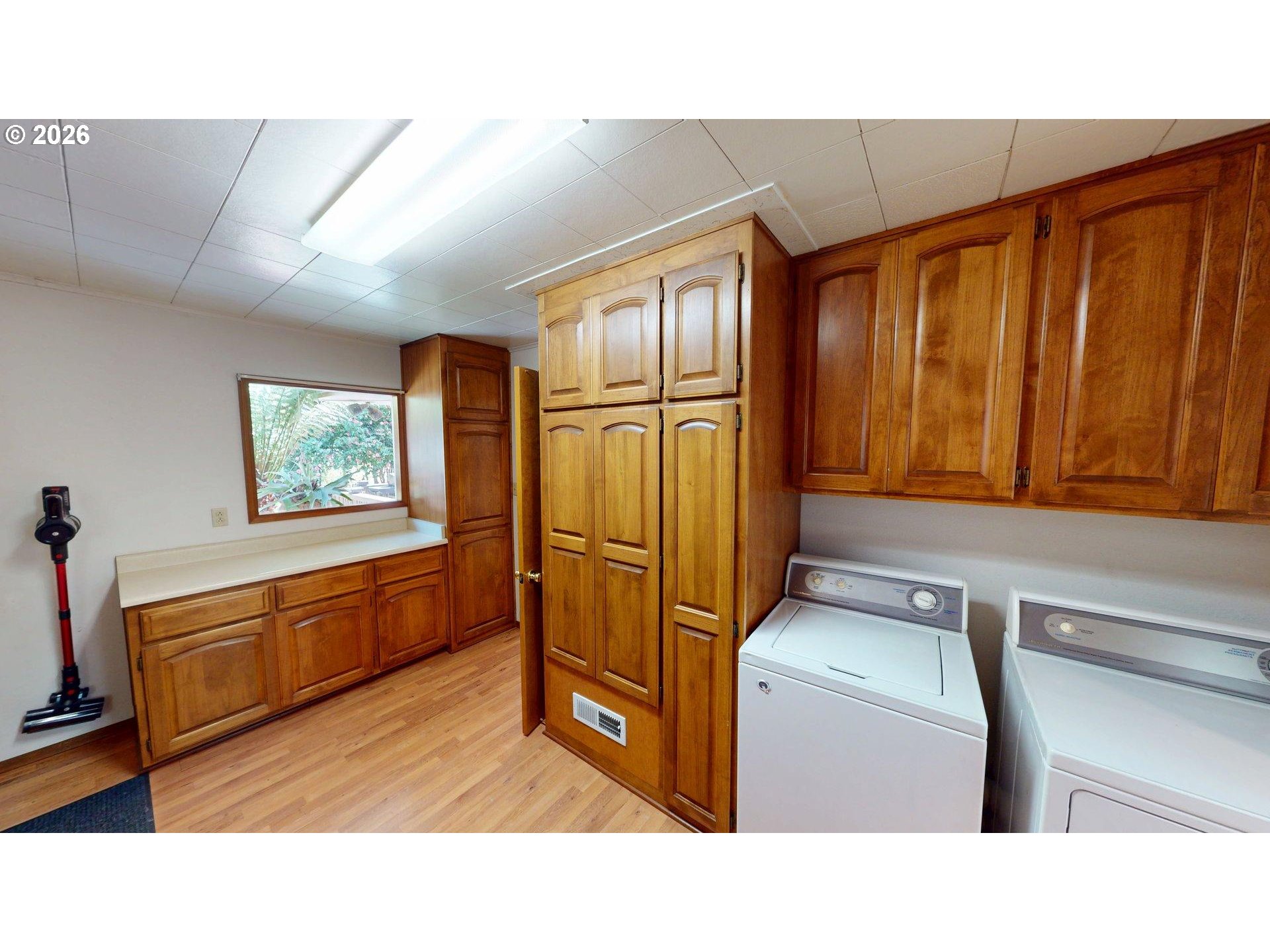 925 7th Street Brookings, OR 97415 - Photo 24 of 48