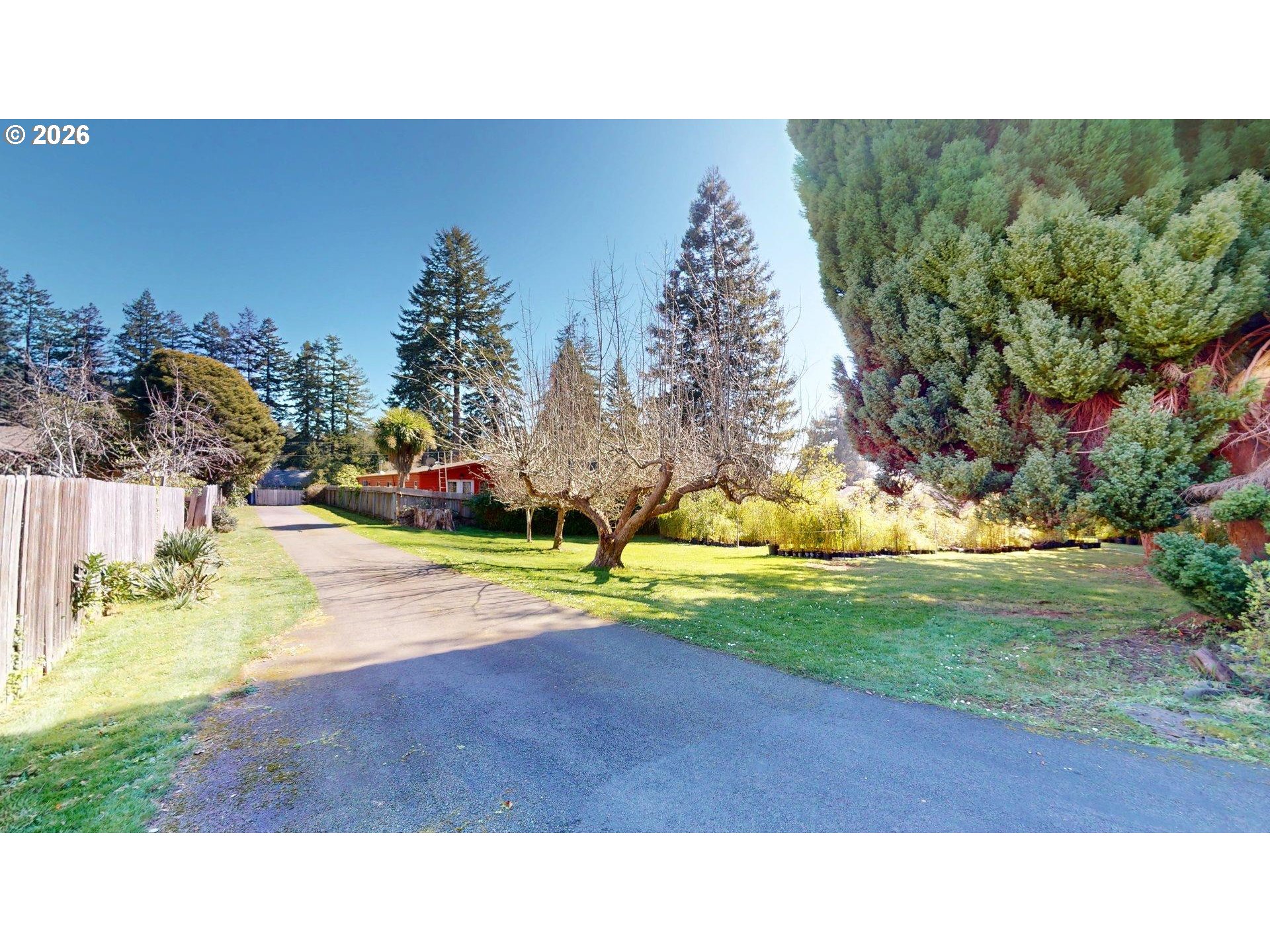 925 7th Street Brookings, OR 97415 - Photo 30 of 48