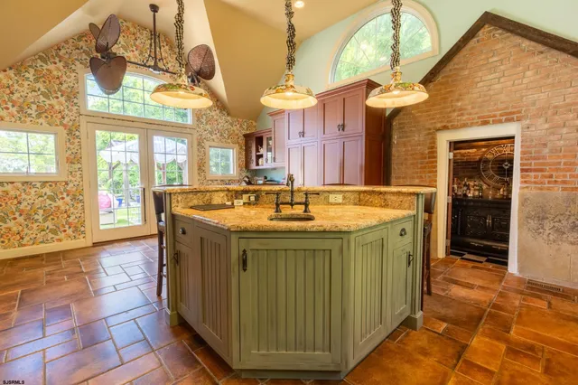 $799,000 | 622 Central Avenue, Linwood, NJ 08221