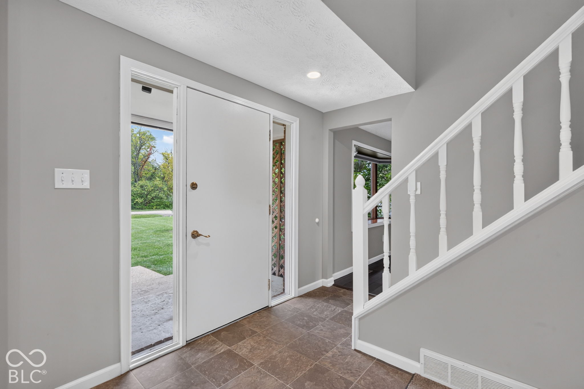 6234 North Raceway Road Indianapolis, IN 46112 - Photo 5 of 49 Gallery Image 5