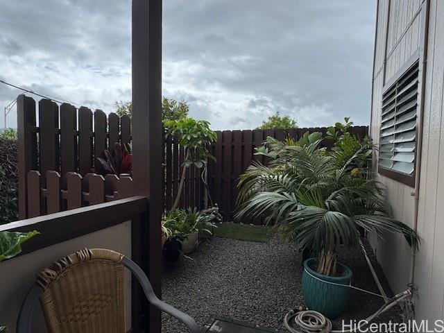 96-234 Waiawa Road, Unit 11 Pearl City, HI 96782 - Photo 8 of 23 Courtyard