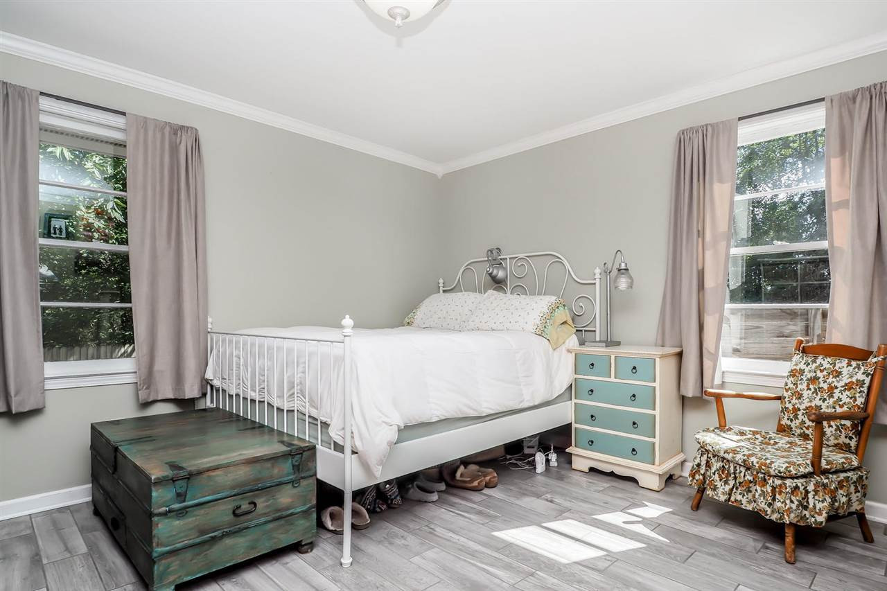 308 Georgetown Road Raleigh, NC 27608 - Photo 8 of 17 Photo 8