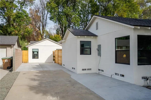 a view of house with a outdoor space