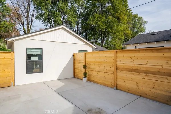 a view of a house with a garage