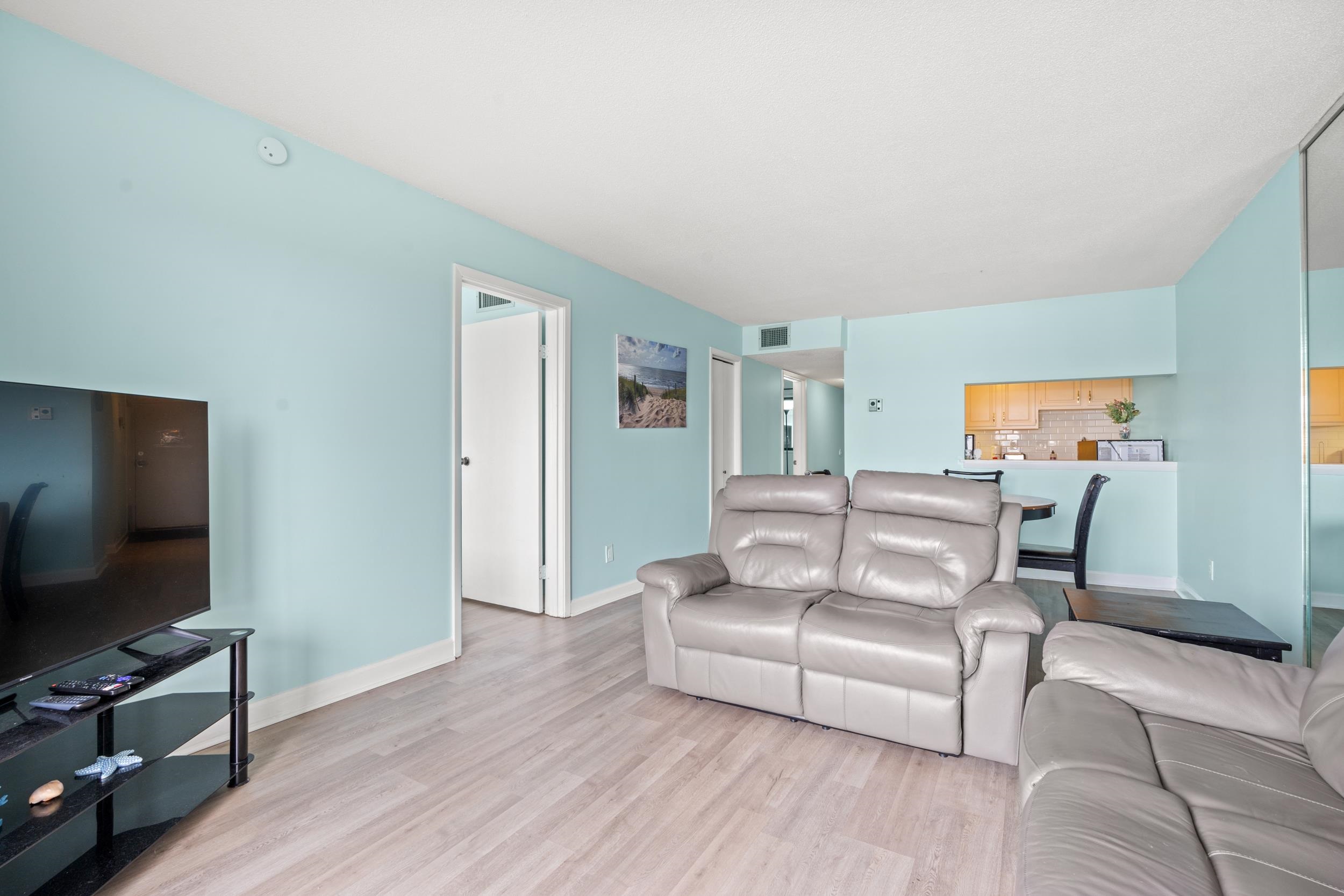 601 Mitchell Drive, Unit 507 Myrtle Beach, SC 29577 - Photo 3 of 30