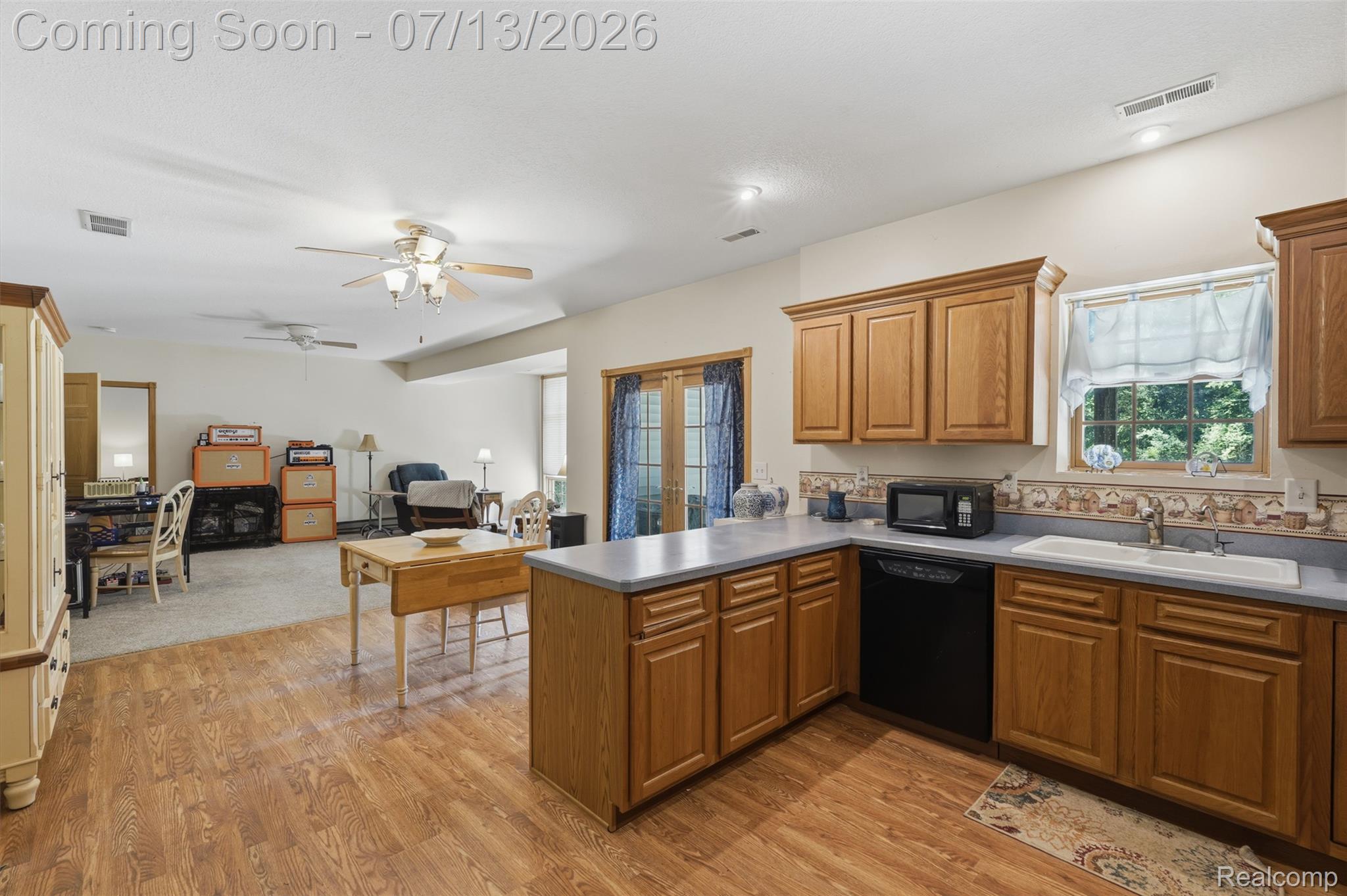 10525 Antcliff Road Brooklyn, MI 49230 - Photo 36 of 80 Lower level kitchen